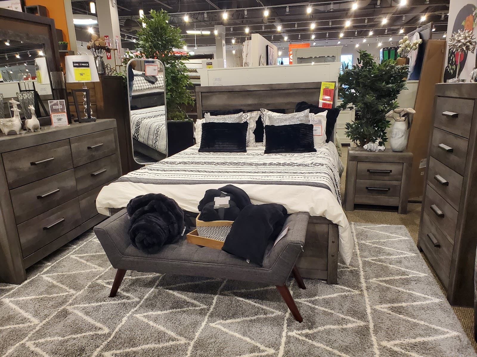 Tepperman's Ancaster Furniture Store photo 6
