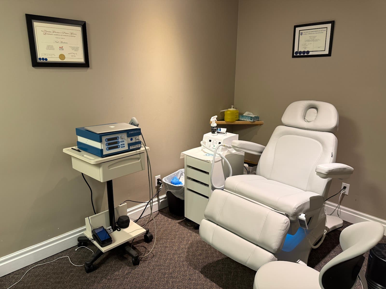 The Chiropody Clinic Oakville (Neal Andrews Chiropodist), podiatry & foot care in Oakville, photo 3