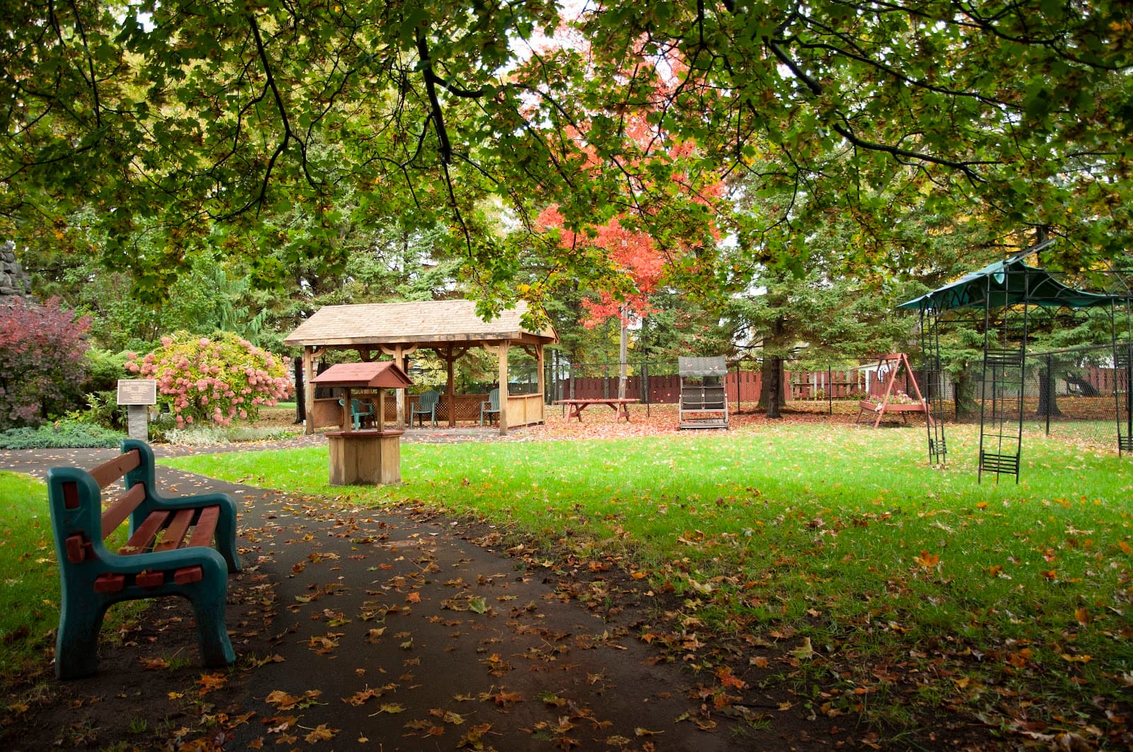 The Heartwood Long-Term Care Home photo 1
