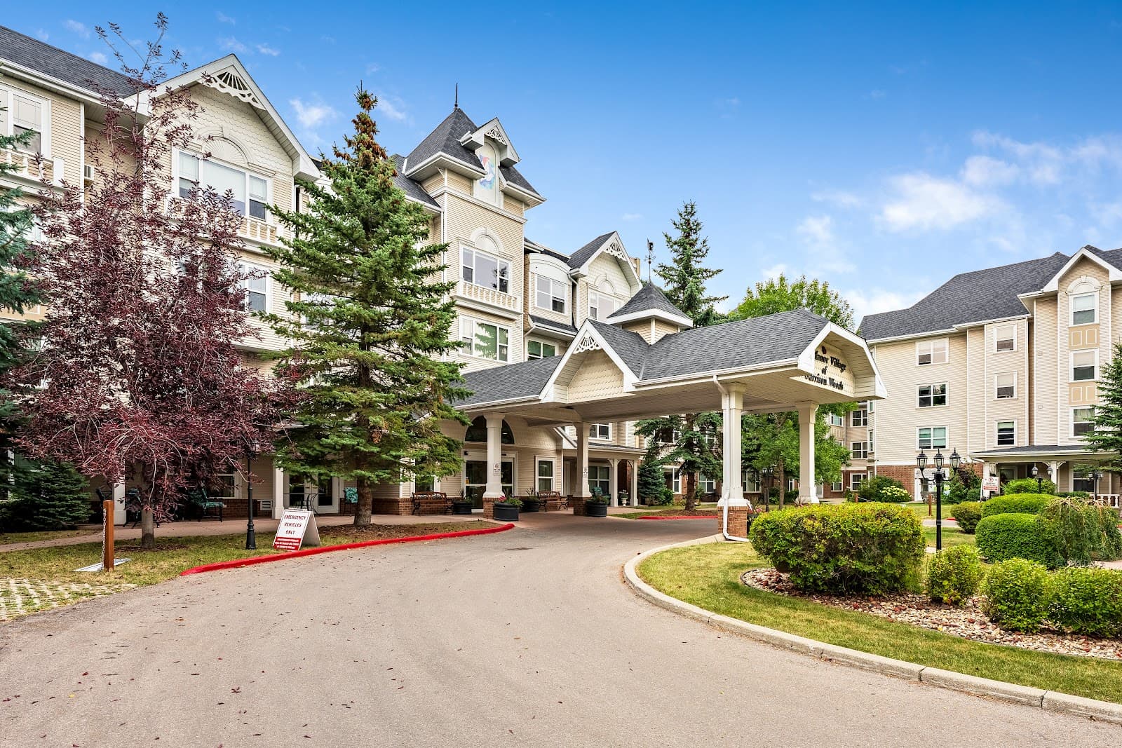 The Manor Village at Garrison Woods photo 1 of 4
