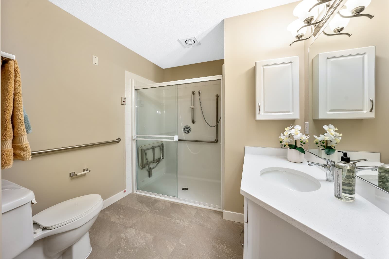 The Manor Village at Garrison Woods photo 2