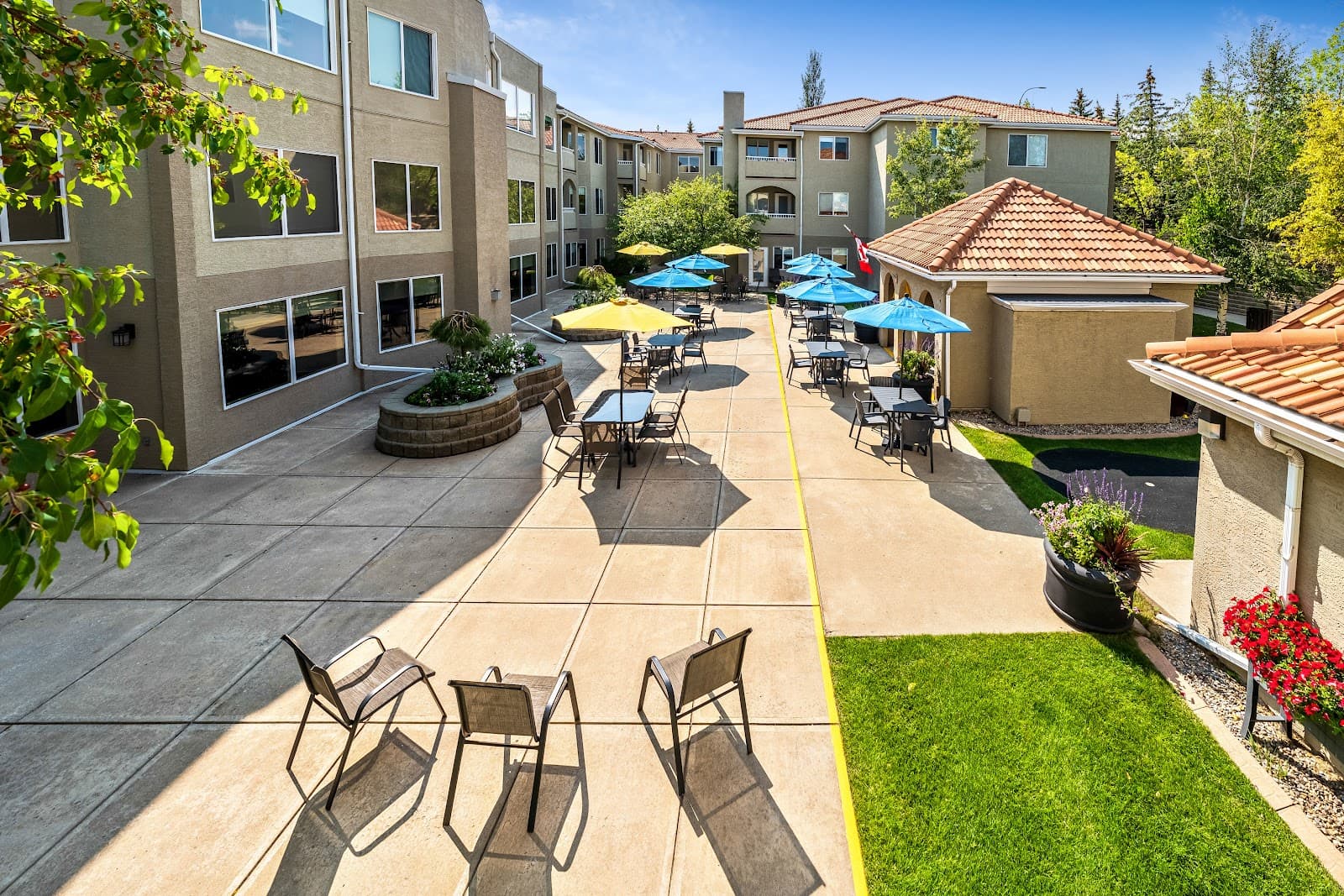 The Manor Village at Signature Park - Retirement Home photo 1 of 4