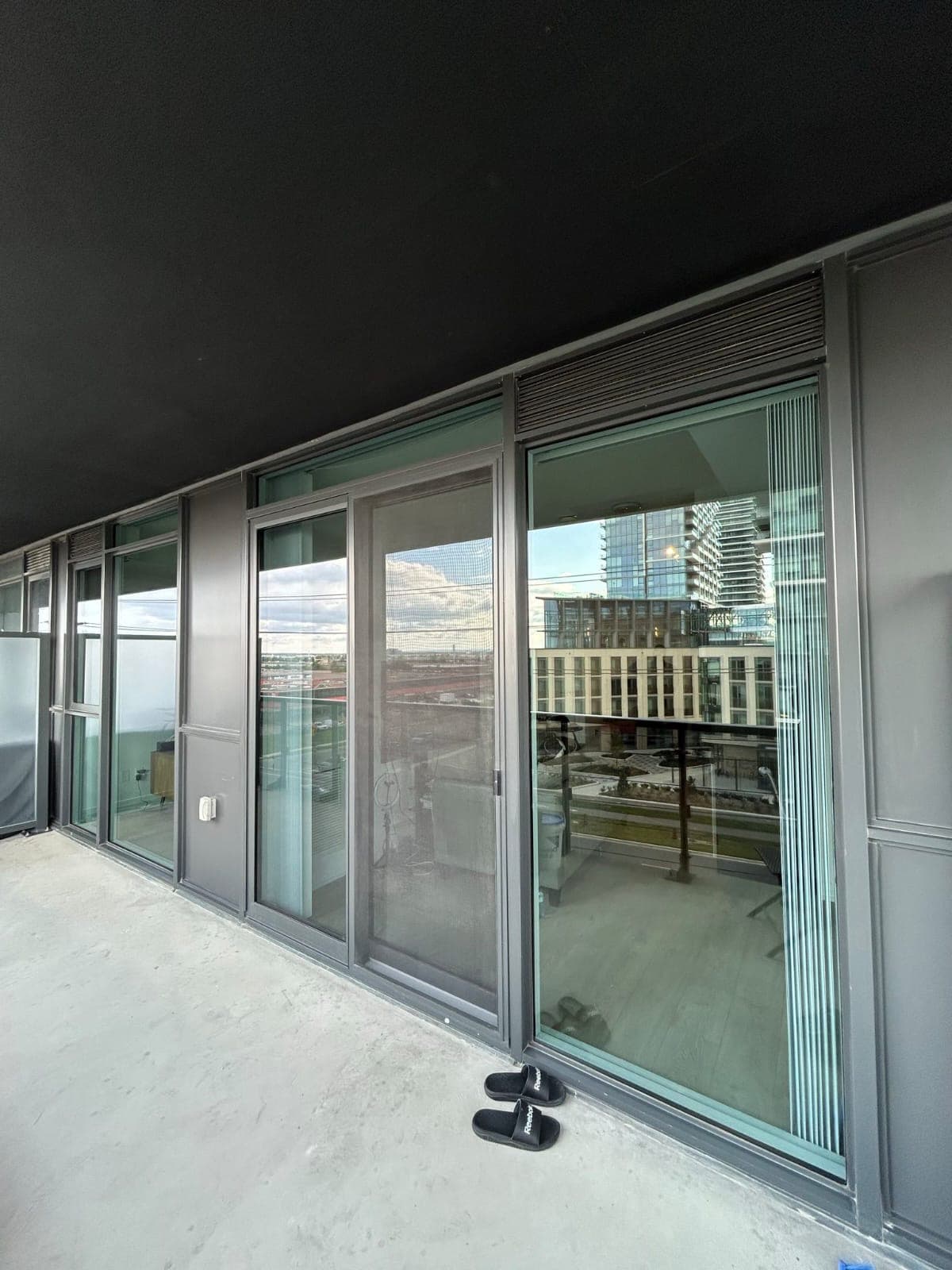 The Professionals Window & Eaves Cleaning Ltd., eavestrough cleaning in Toronto, photo 3
