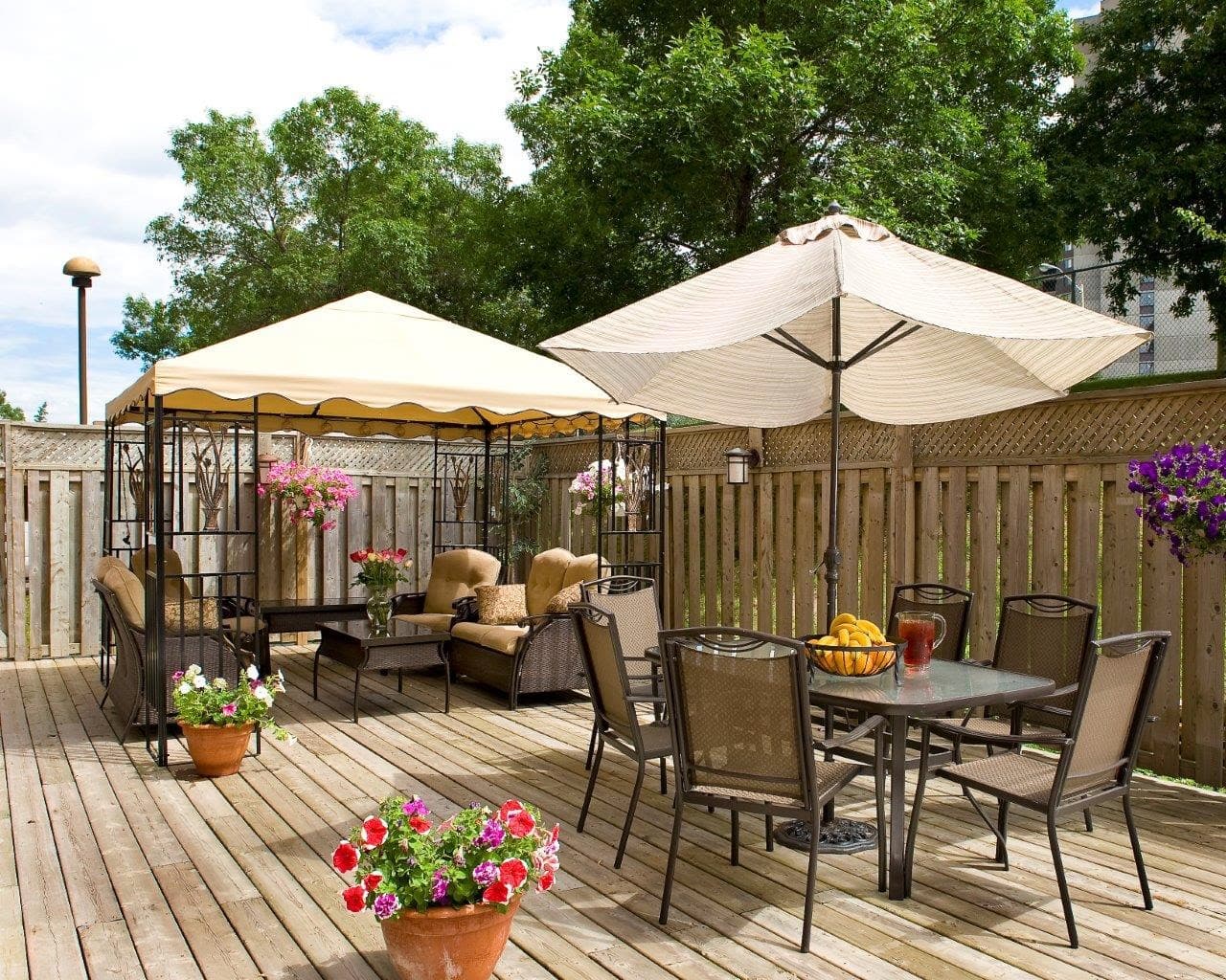 The Redwoods - Retirement Community in Ottawa photo 1 of 4
