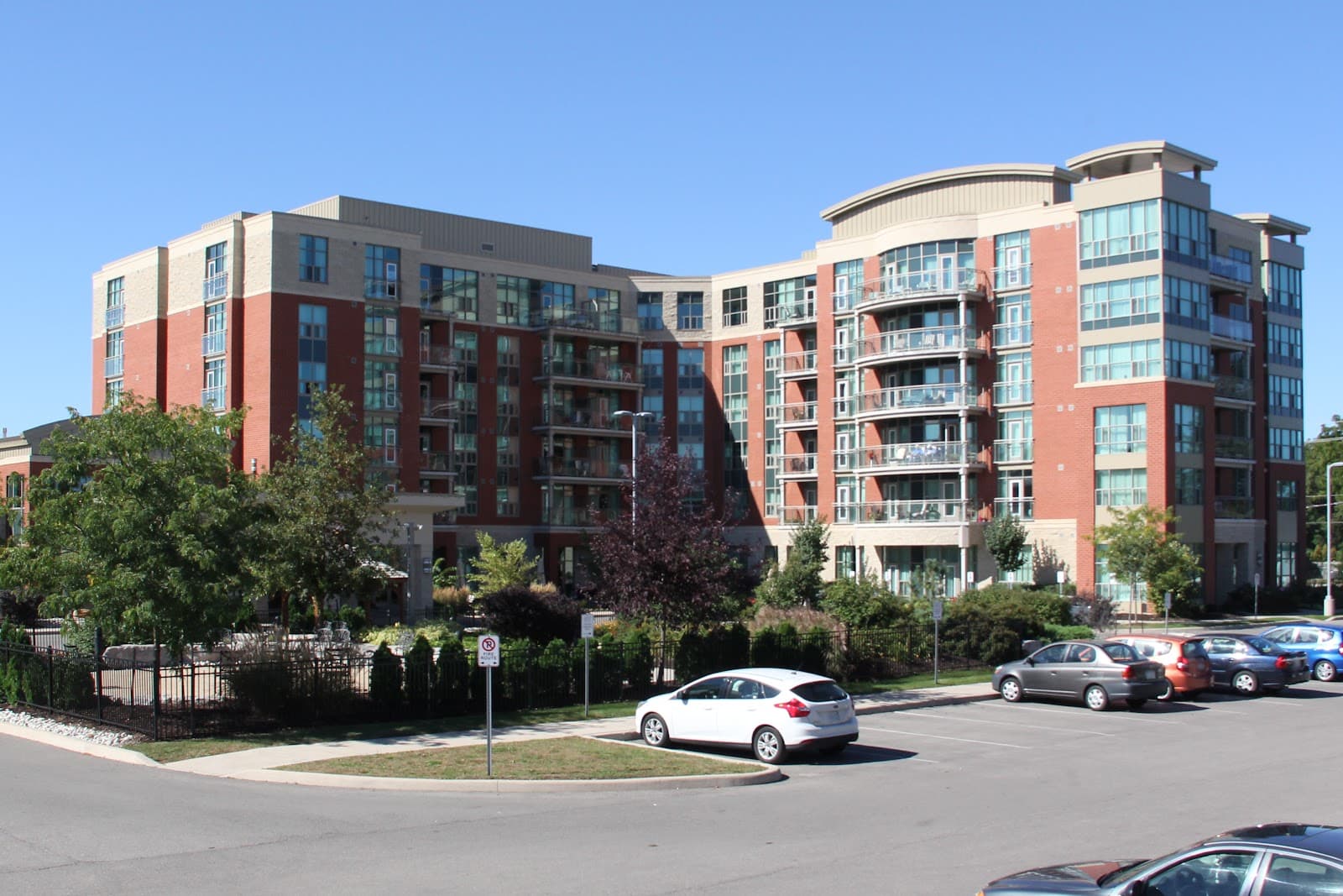 The Royal Henley Retirement Community photo 3