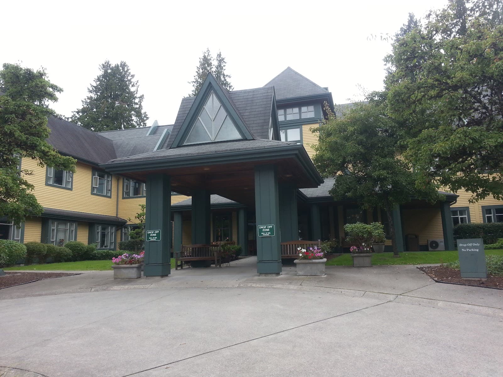 The Salvation Army Buchanan Lodge photo 1