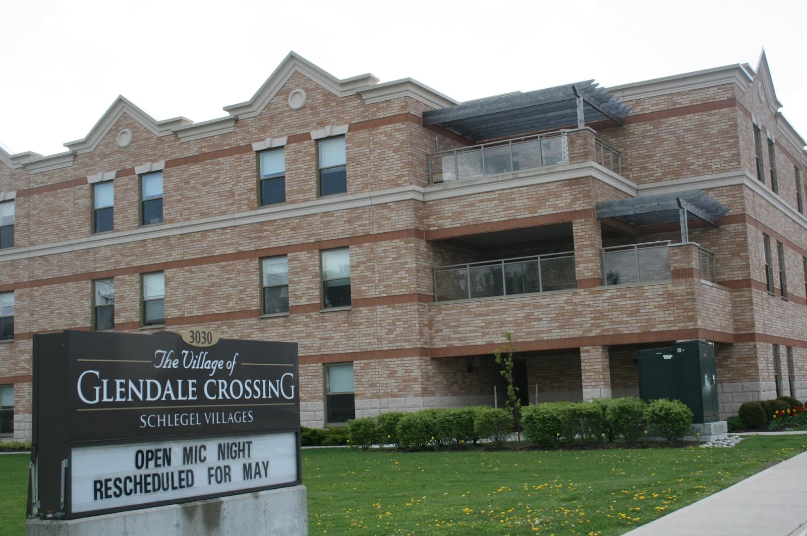 The Village of Glendale Crossing photo 2
