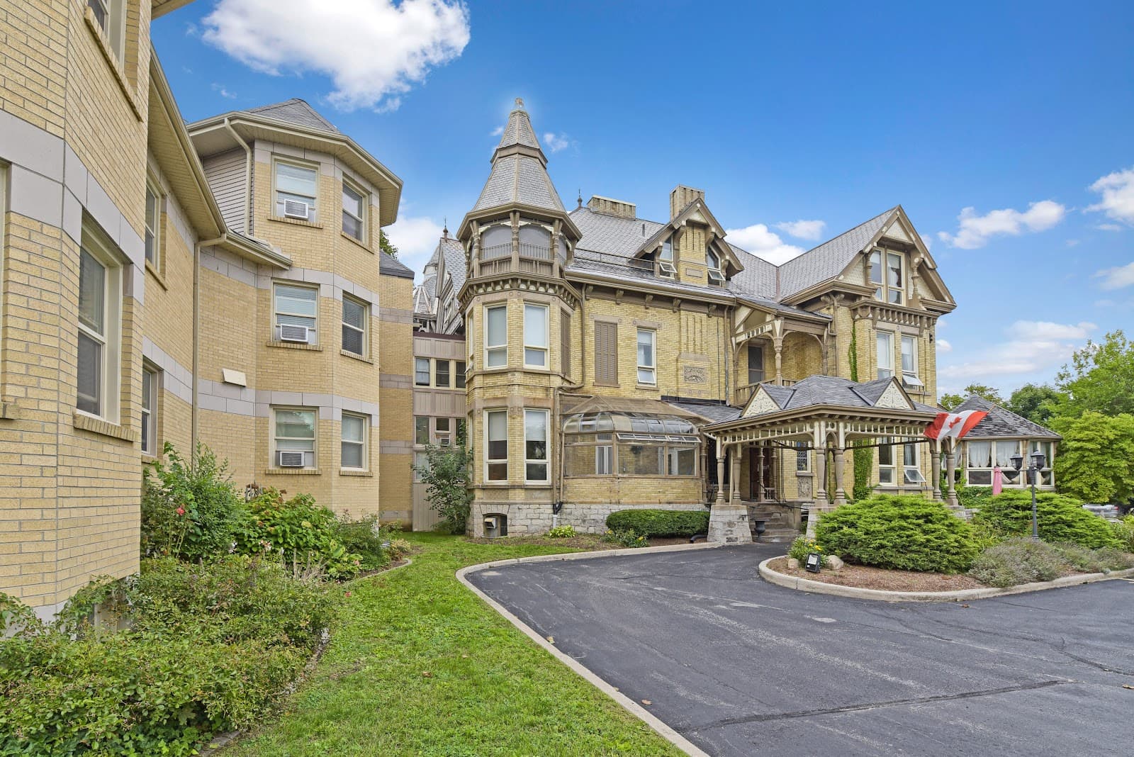 The Waverley Retirement Residence photo 1 of 4