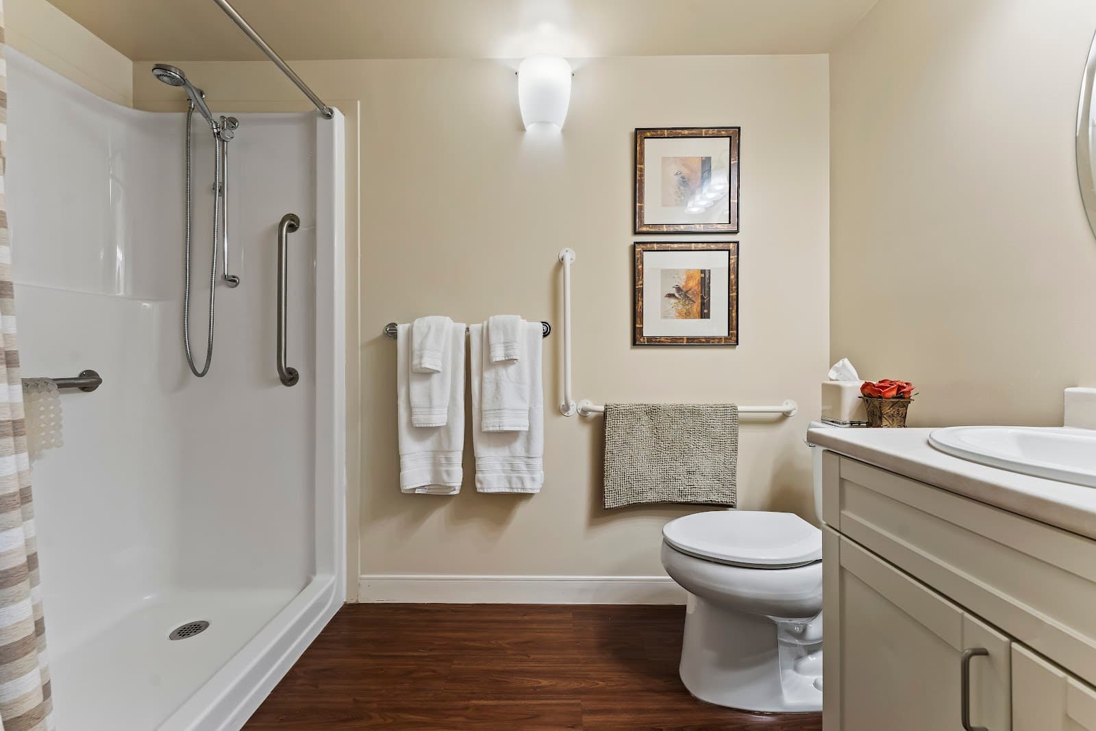 Thornebridge Gardens Retirement Residence photo 1