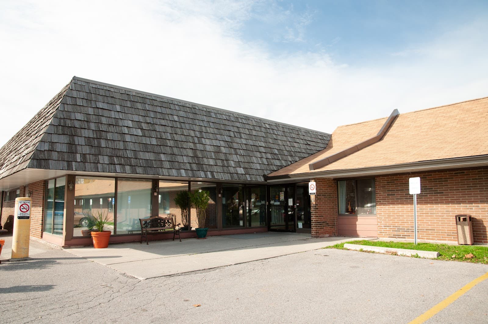 Thornton View Long-Term Care Home photo 1 of 4