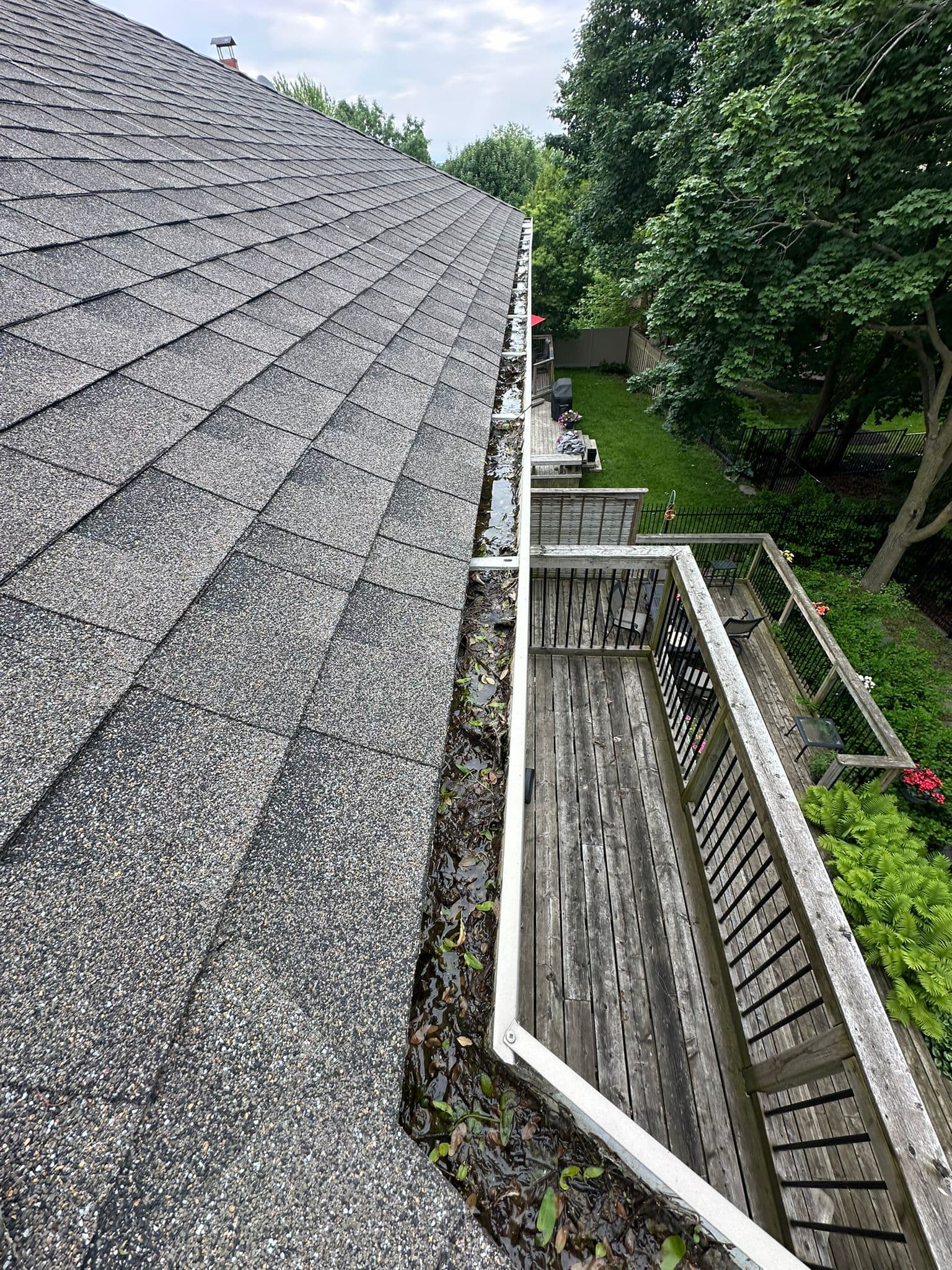 Tip Top Trough, eavestrough cleaning in Vaughan, photo 3