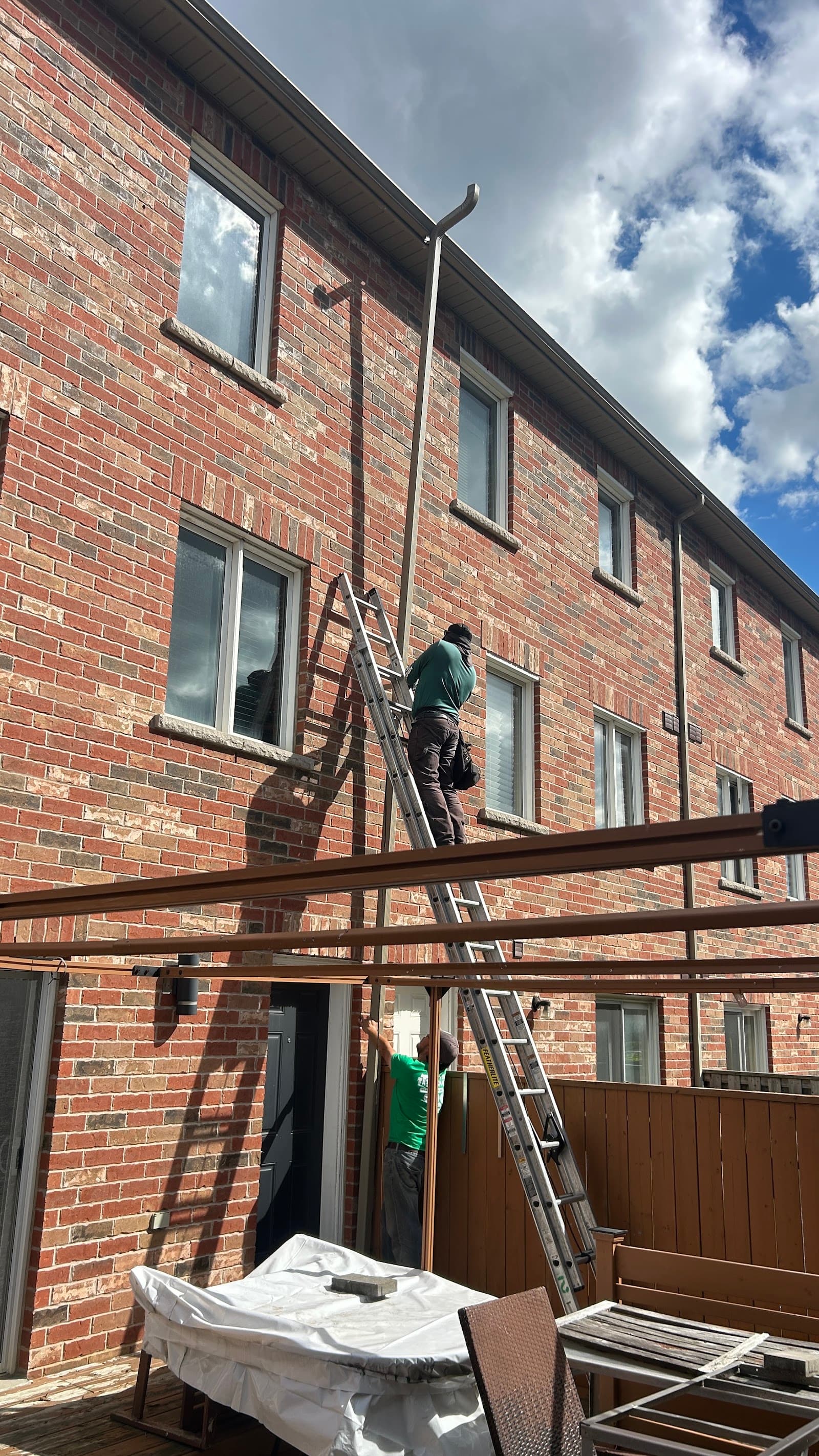 Tip Top Trough, eavestrough cleaning in Vaughan, photo 4
