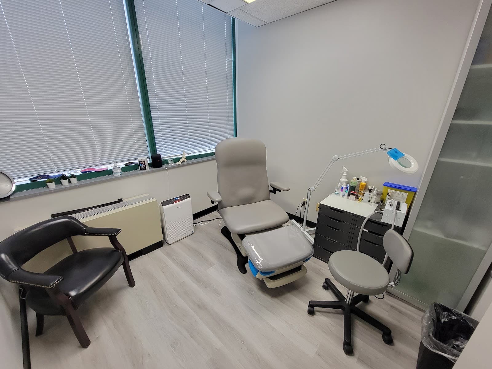 Toronto Foot Care photo 1 of 4