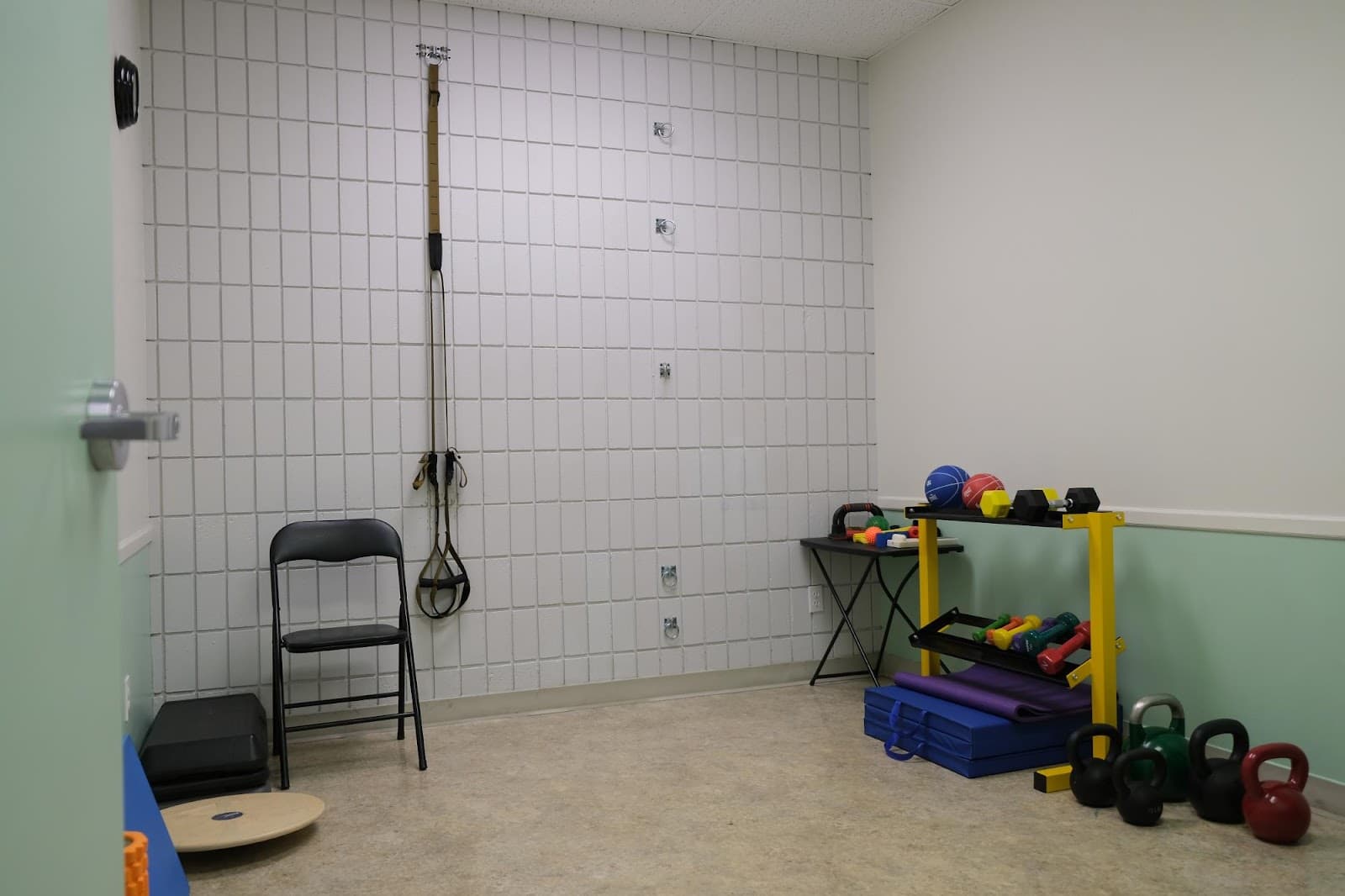 Total Rehabilitation and Sports Injuries Clinic (Nassau St N) photo 4