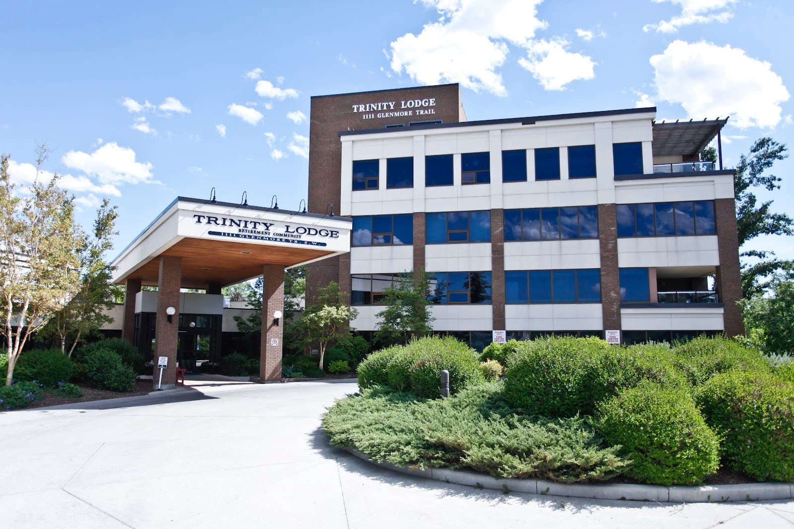 Trinity Lodge Retirement Community, by United Active Living photo 2