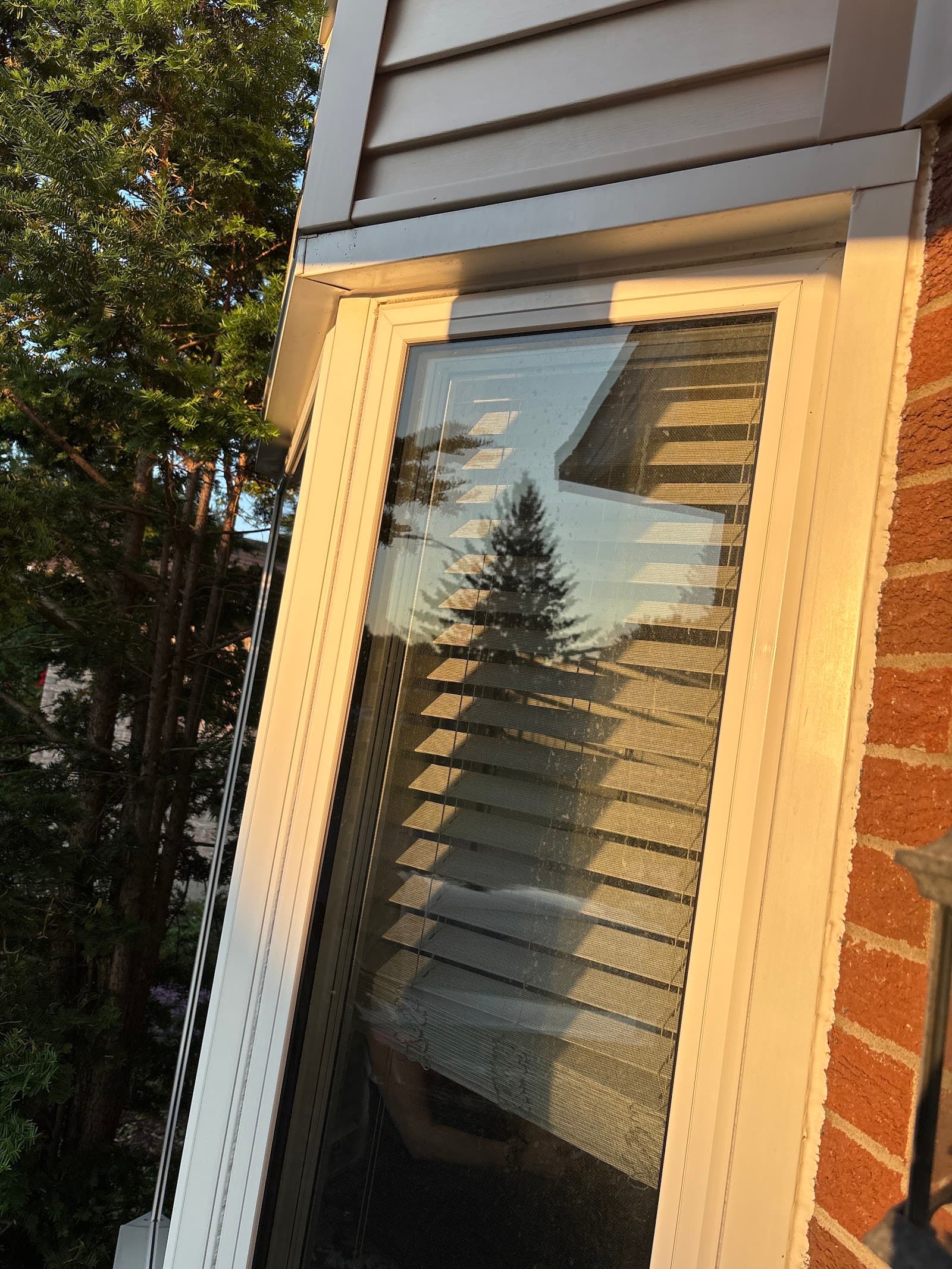 True Vision Exterior Cleaning & Repairs, eavestrough cleaning in Ottawa, photo 1 of 3