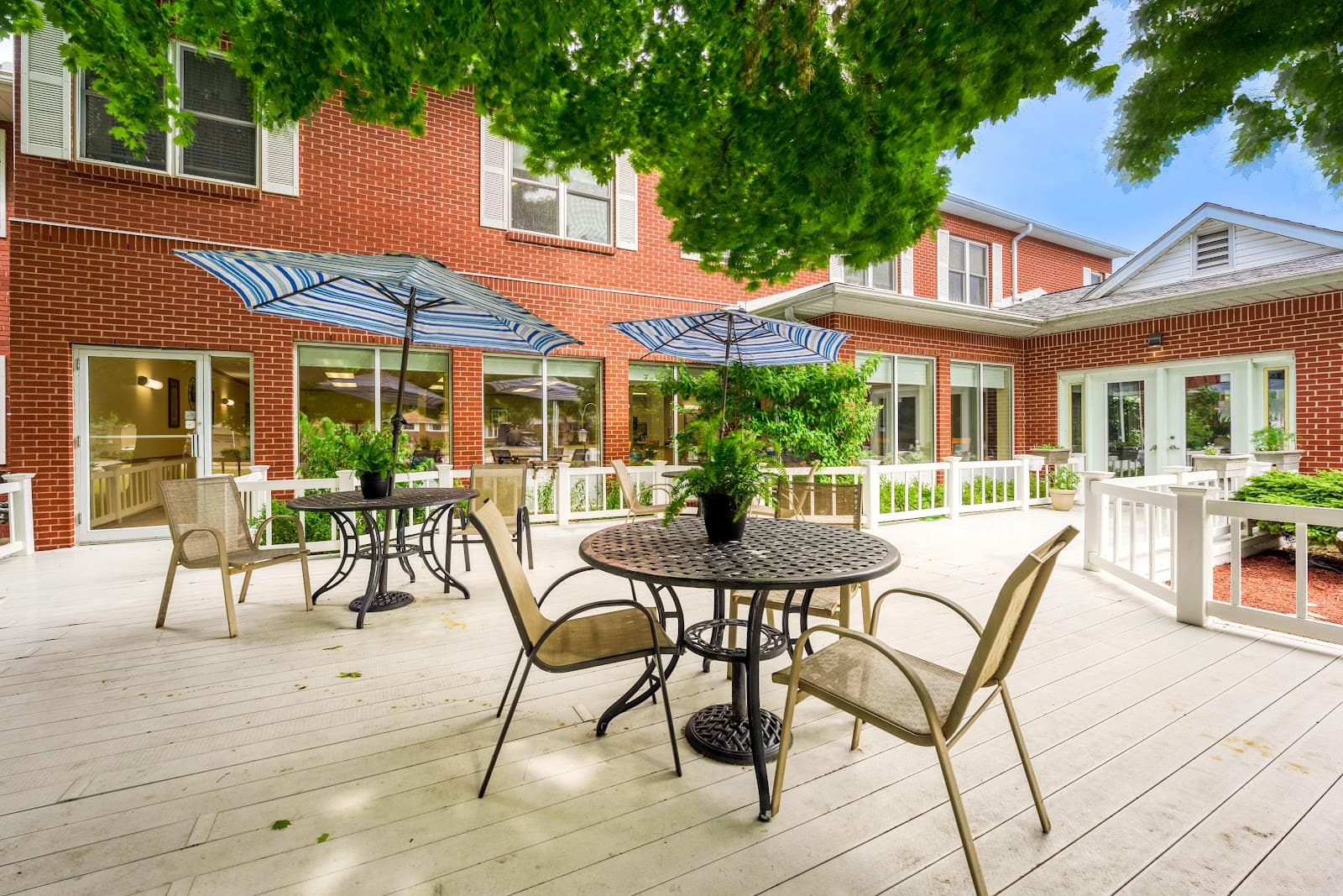 Twin Lakes Village Retirement Home