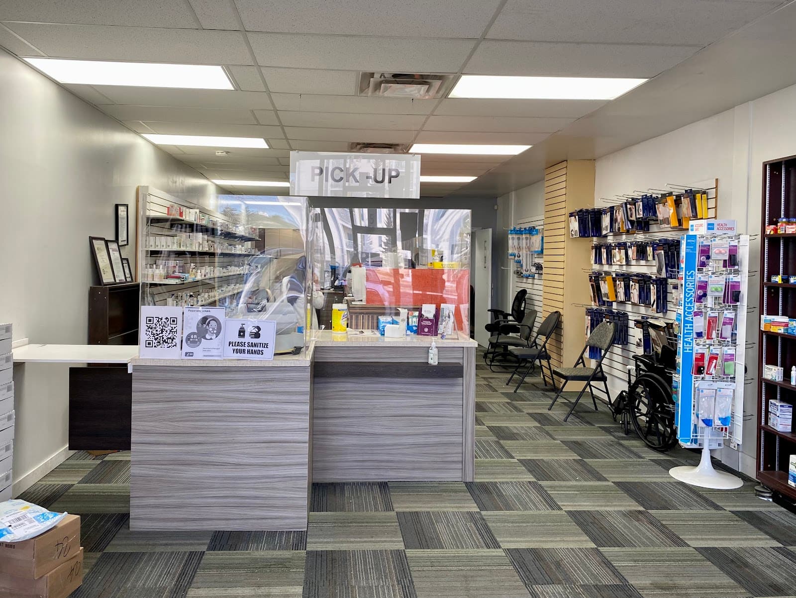 Universal Health Pharmacy#7 penbrooke photo 2