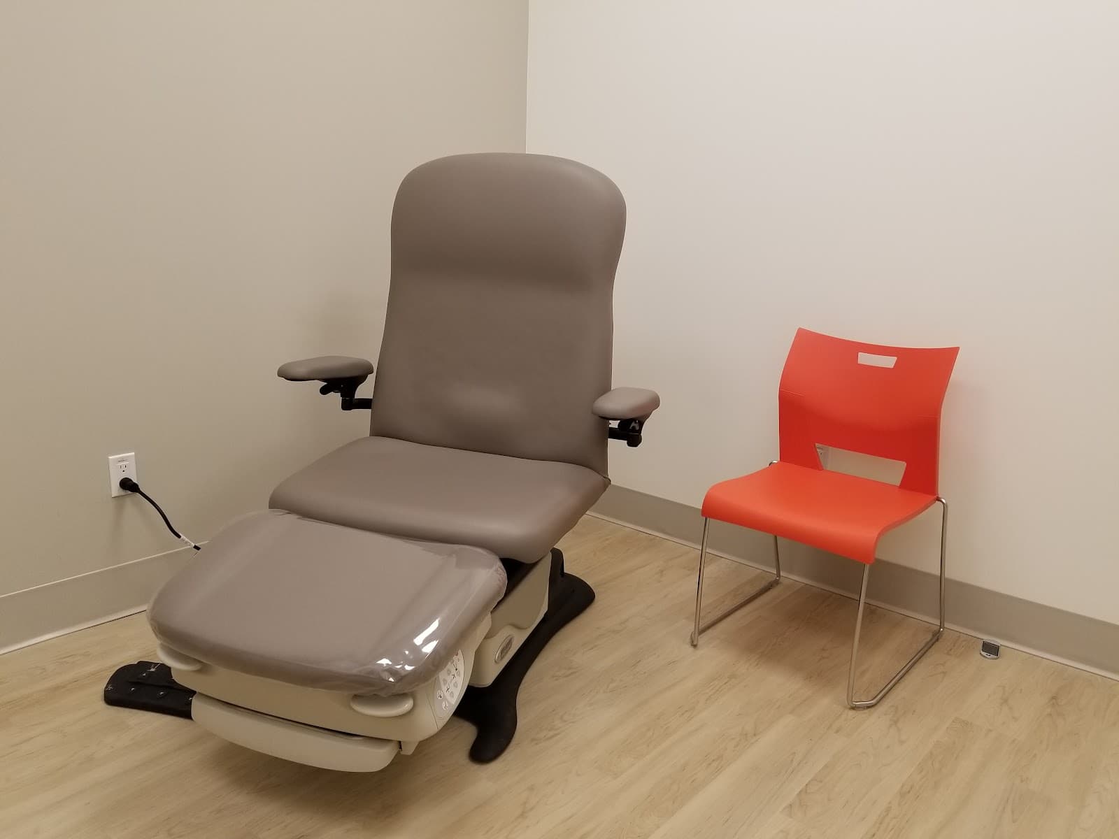 Vancouver Foot and Ankle Clinic photo 3