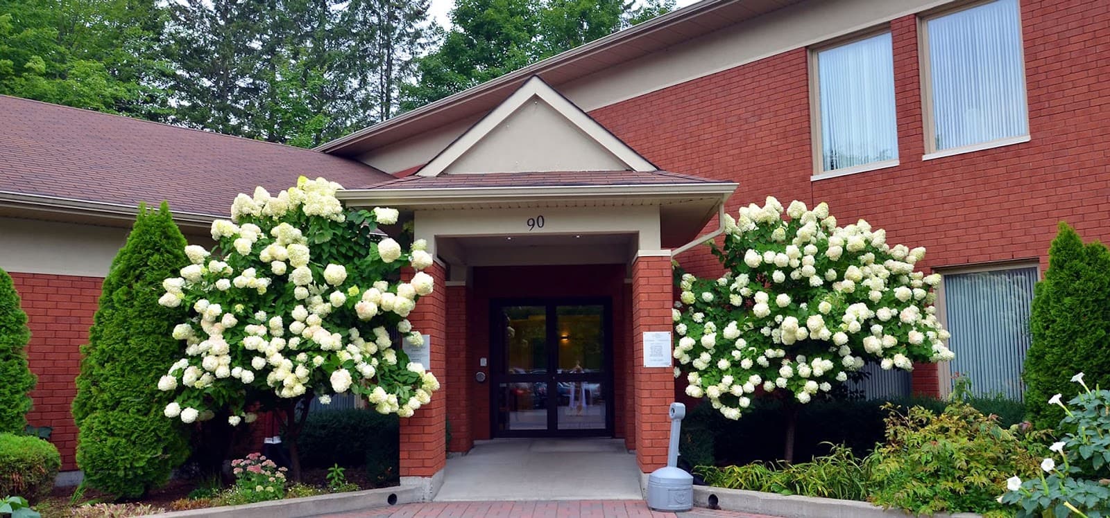 Vaudreuil-Soulanges Palliative Care Home photo 1 of 4