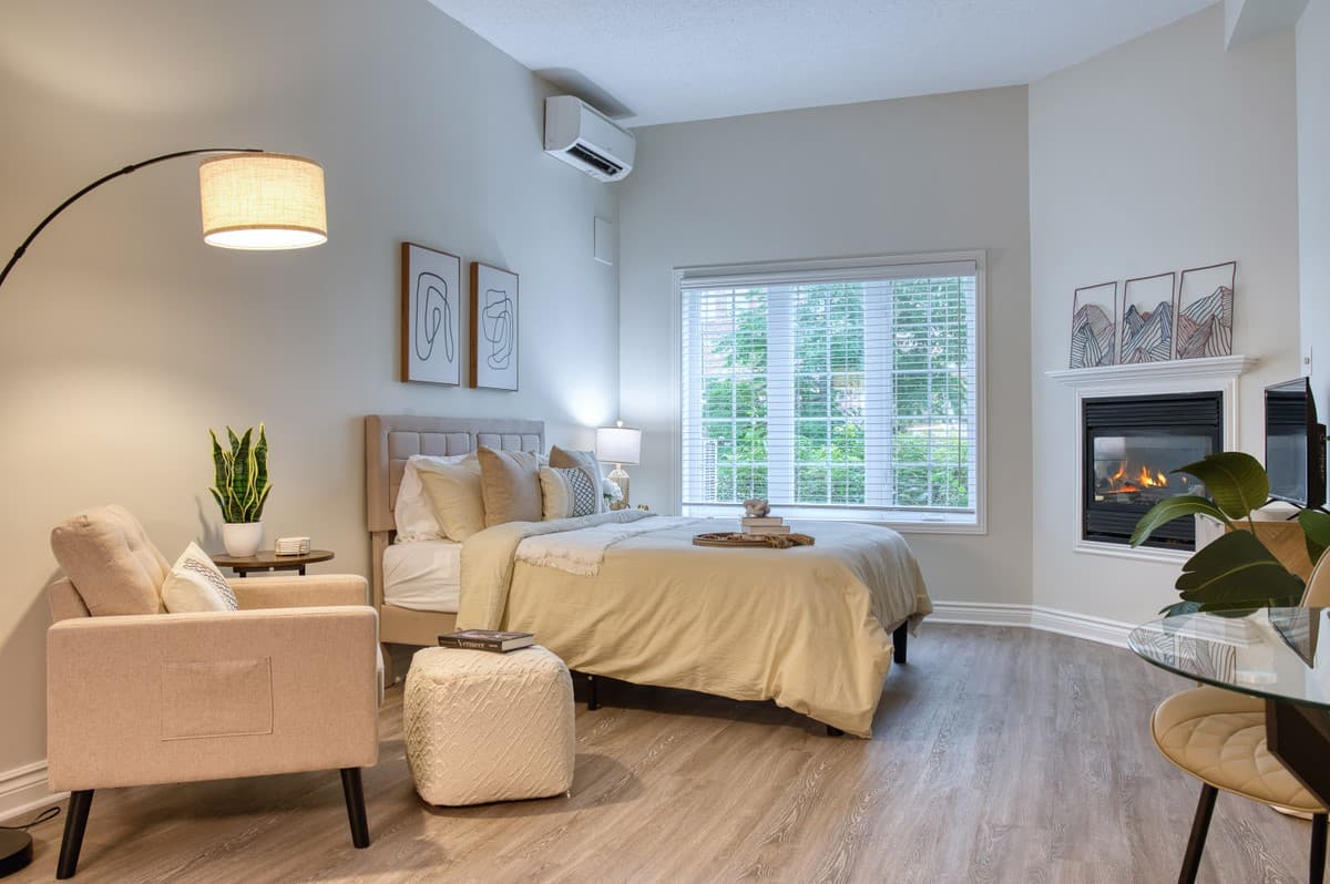 Venvi Barrhaven Manor photo 1