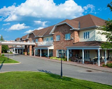 Venvi Barrhaven Manor photo 3