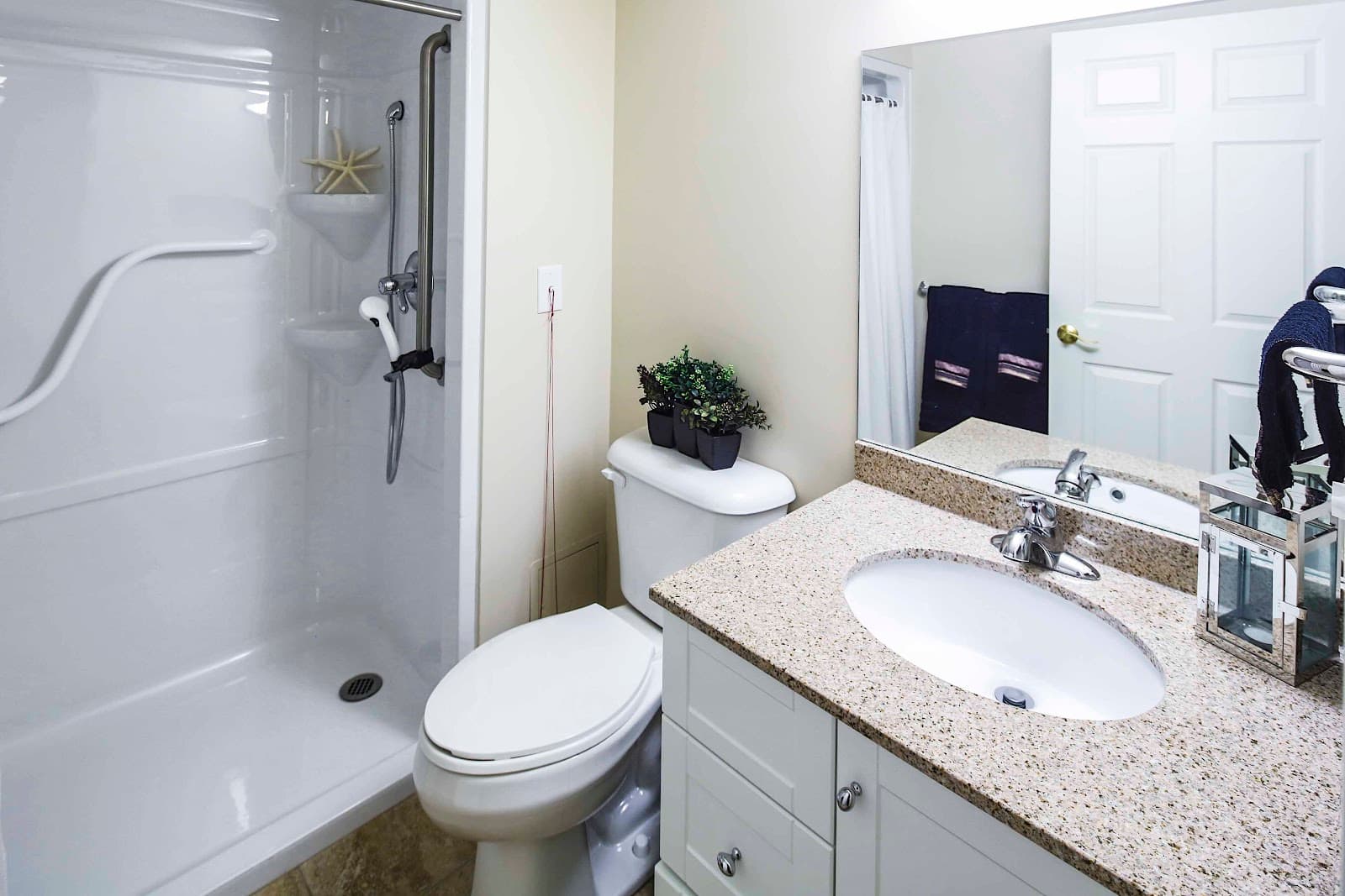 Venvi Birkdale Place photo 2