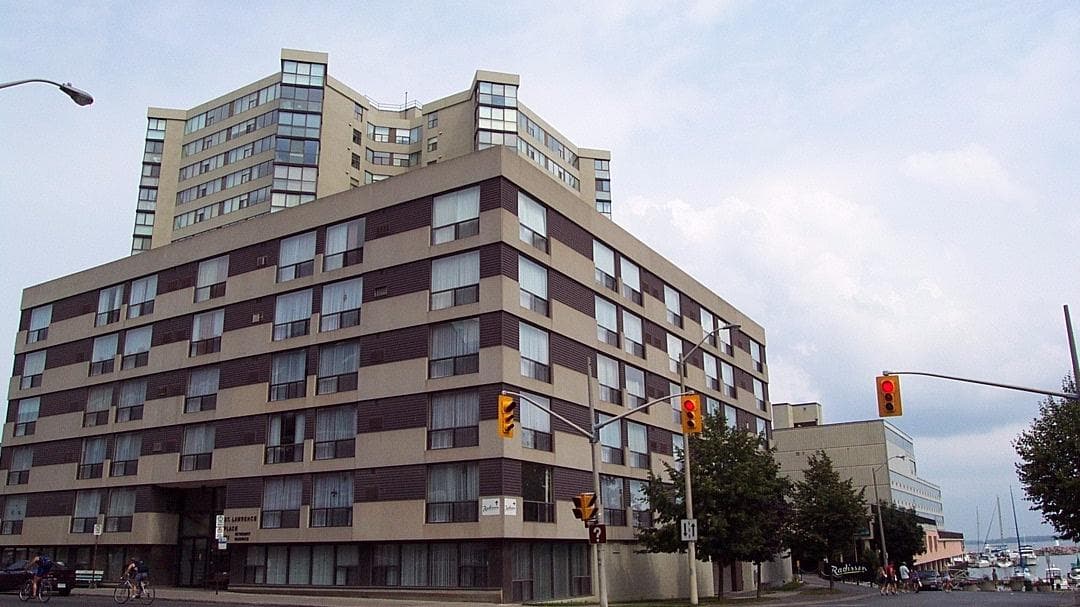 Venvi St. Lawrence Place photo 1 of 4