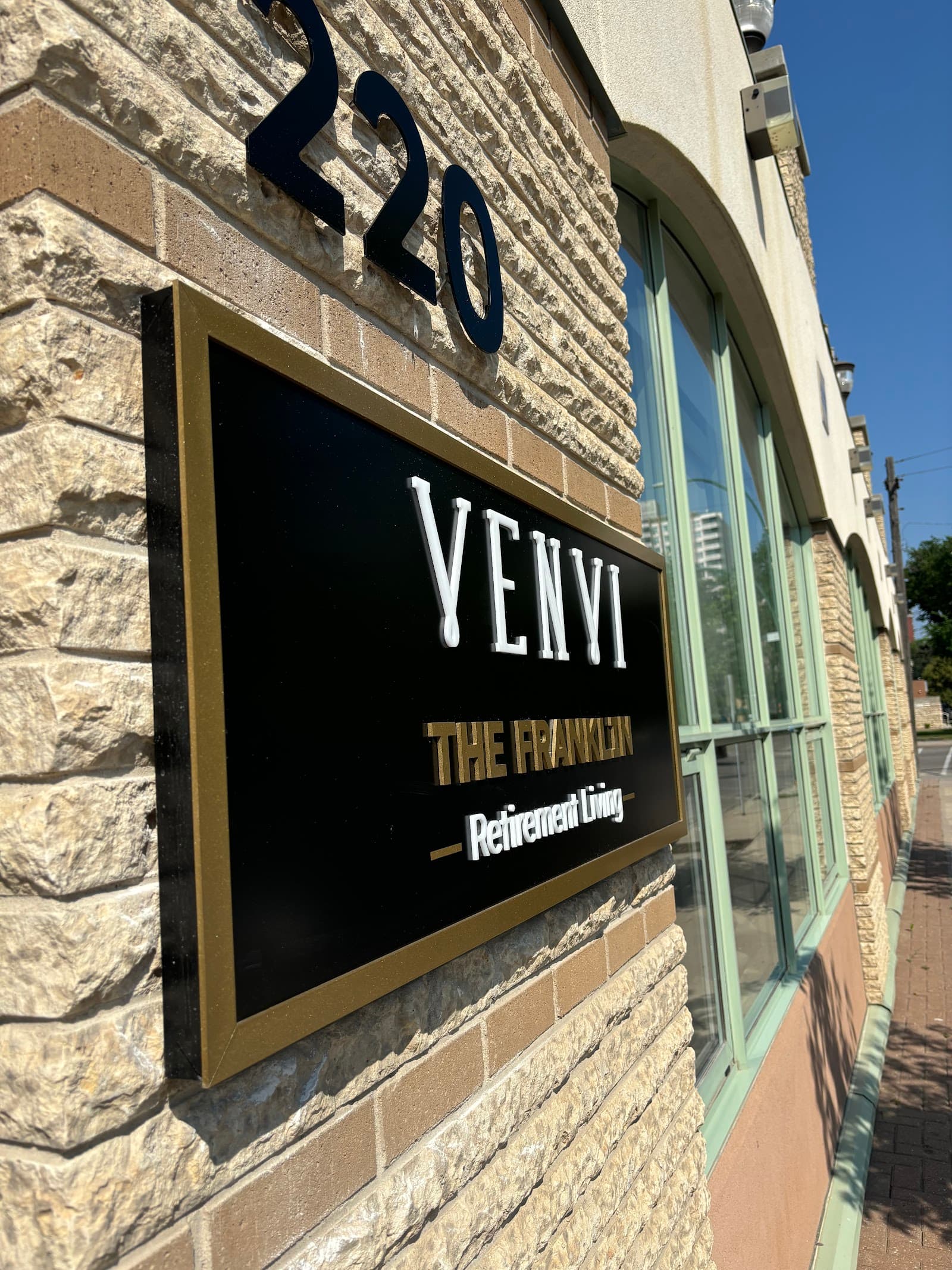 Venvi The Franklin photo 3