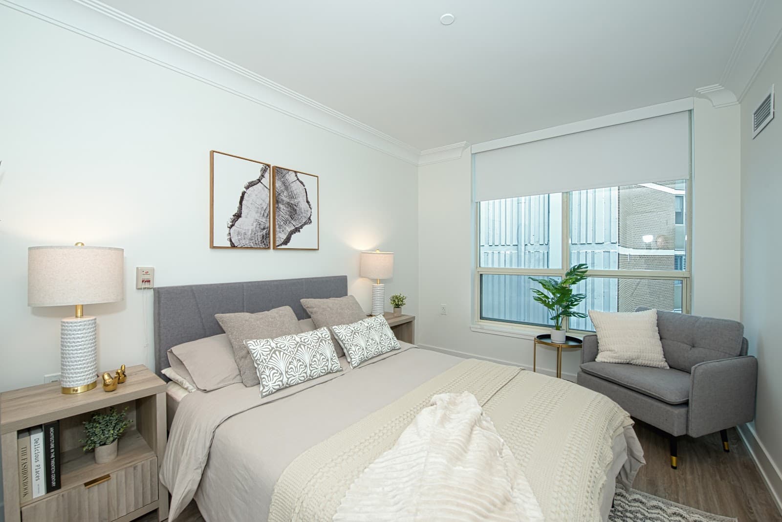 Venvi The Kensington Oakville photo 1