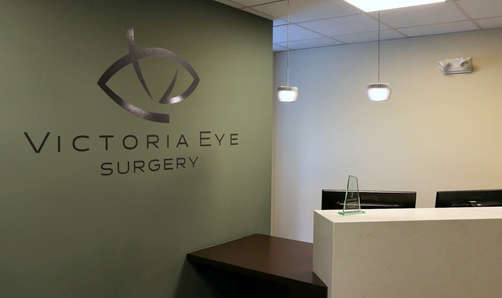 VICTORIA EYE photo 2