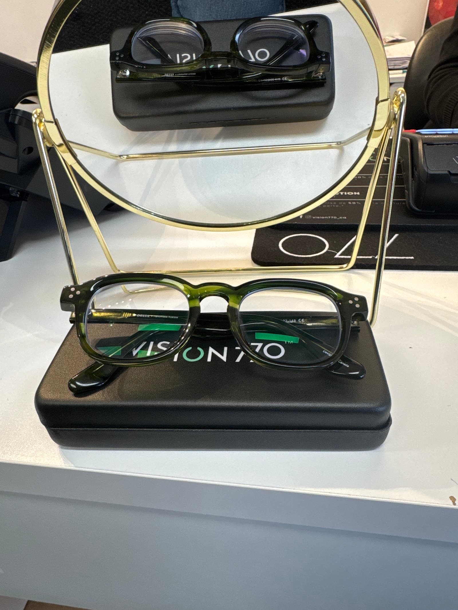 Vision 770 Ahuntsic (optométriste et opticien) photo 5