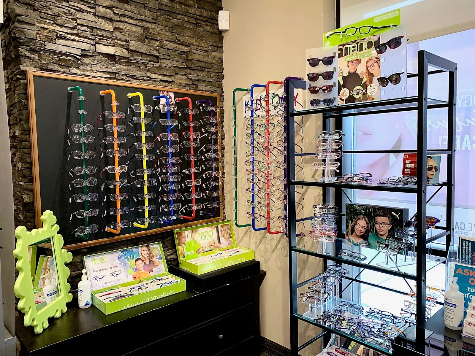 Vivid Eye Care - Cranston Market photo 2