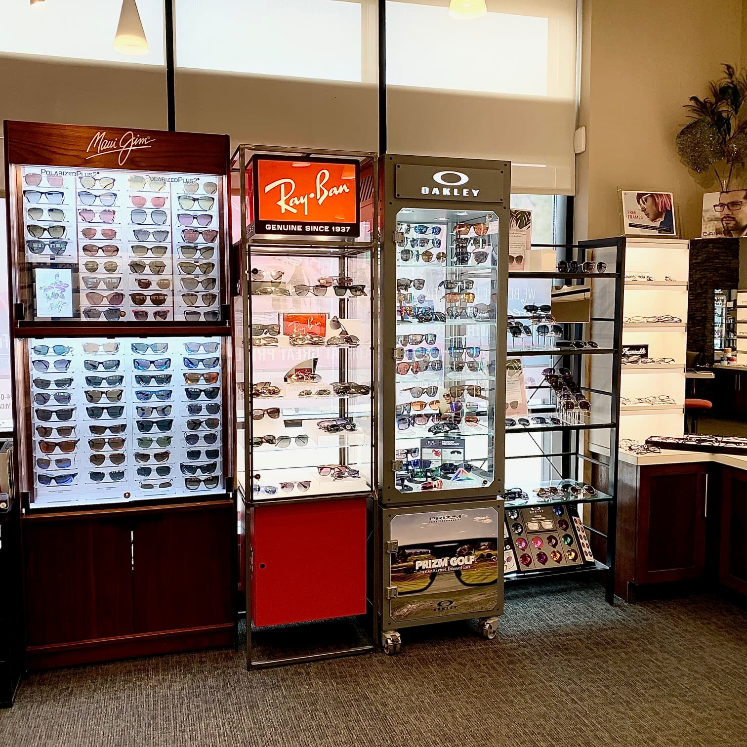 Vivid Eye Care - Cranston Market photo 5