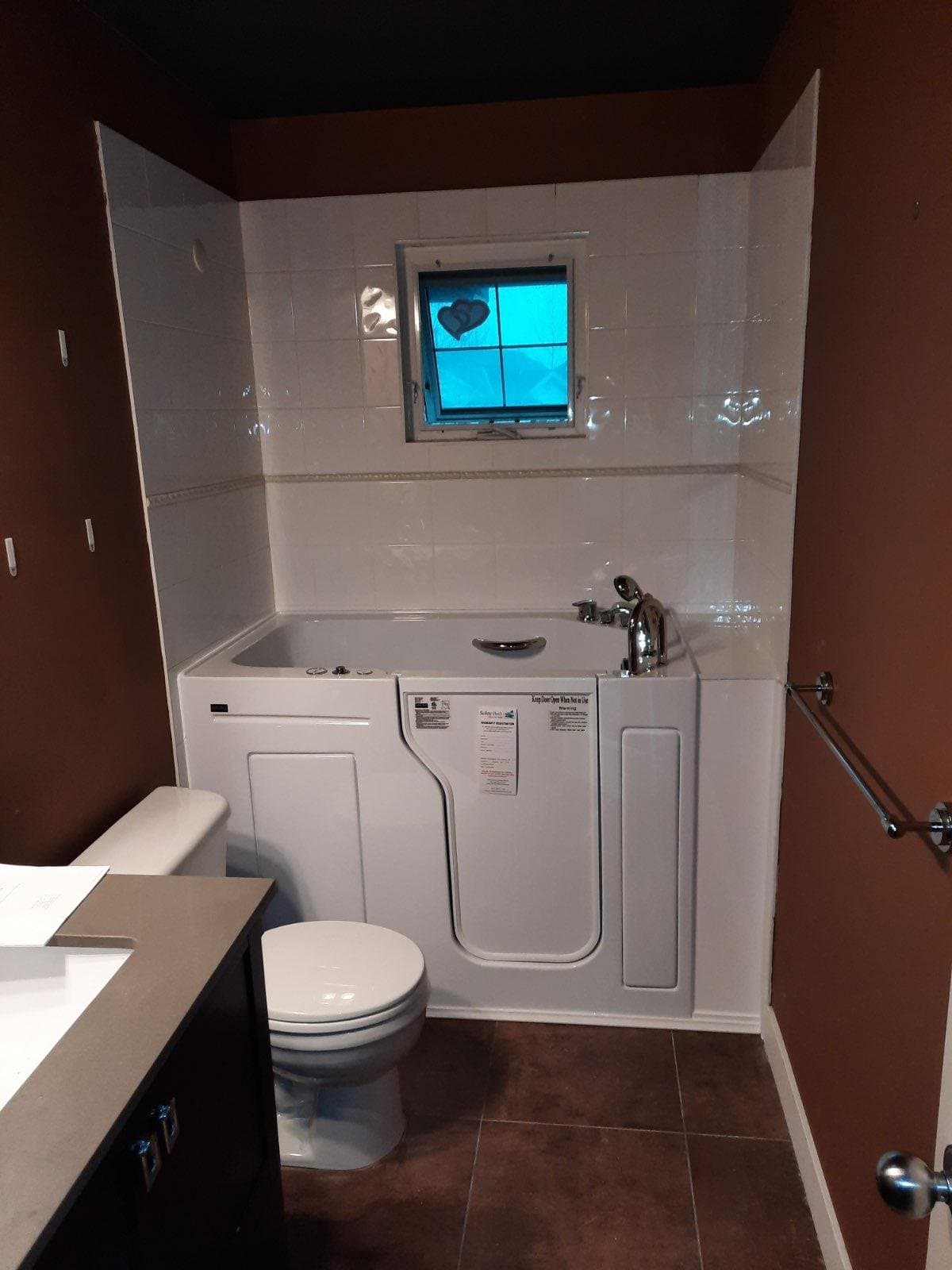 Walk-in Tubs Fraser Valley photo 3