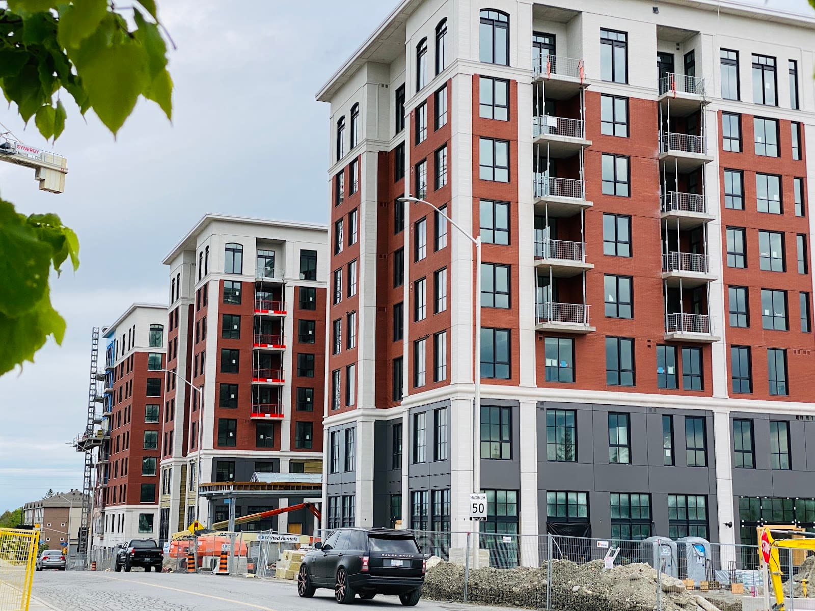 Waterford Grand Retirement Residence Barrhaven photo 2