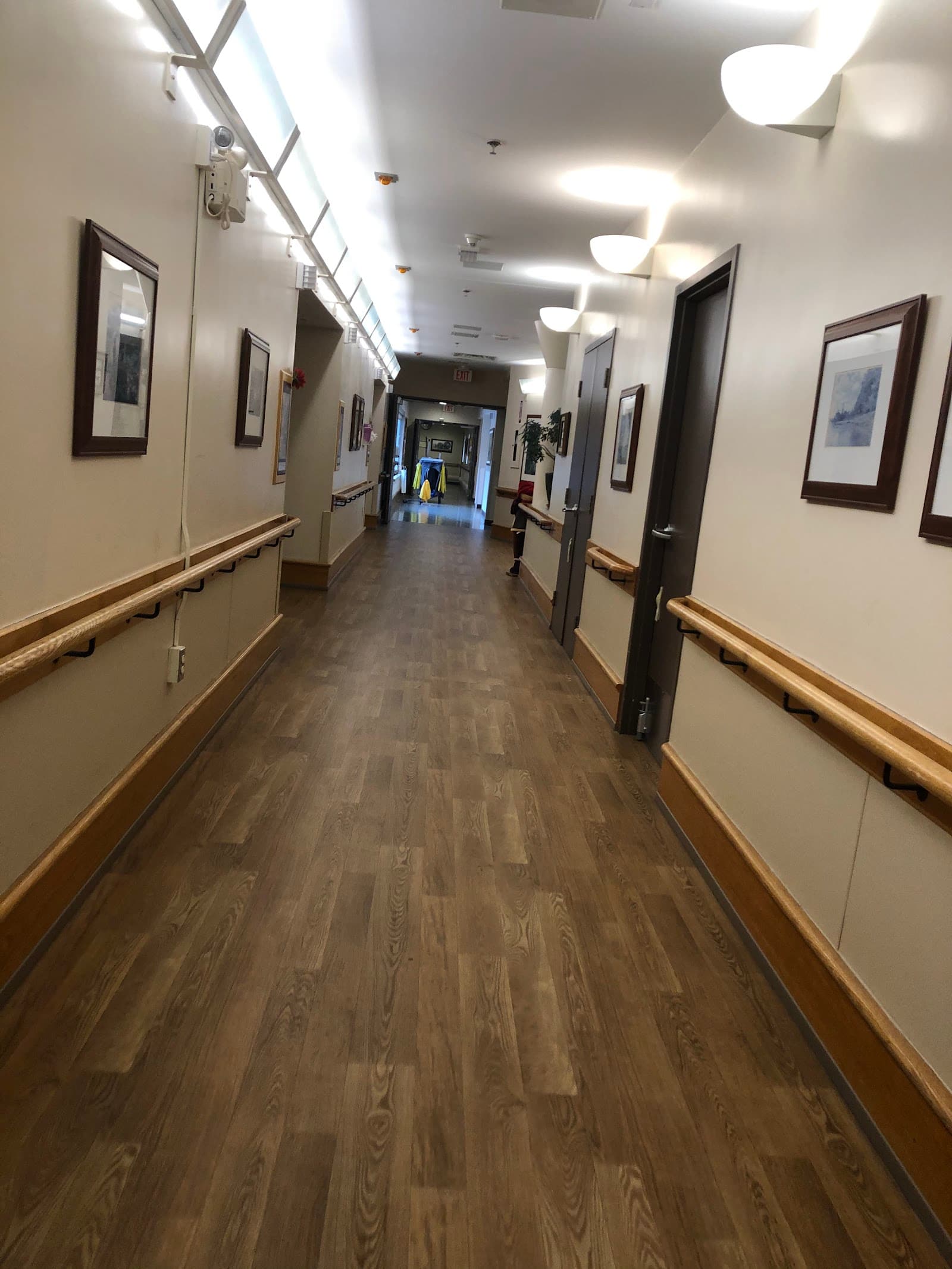 Wentworth Lodge photo 2