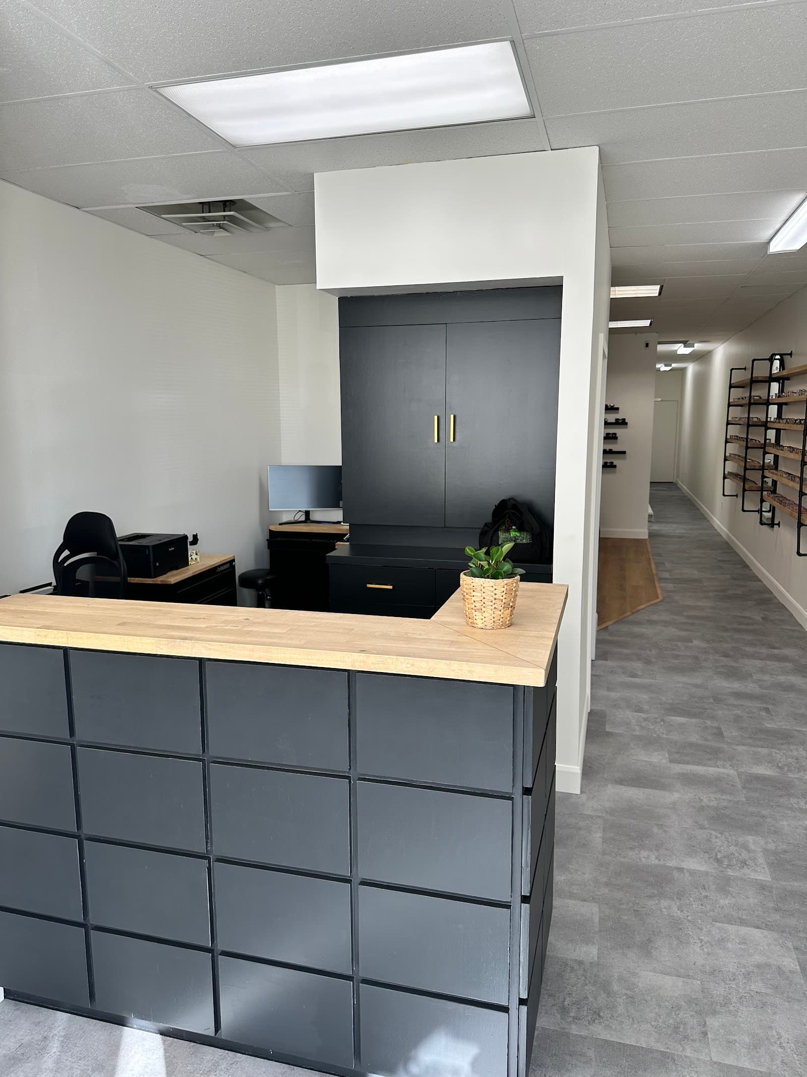 Westdale Eye Associates photo 3