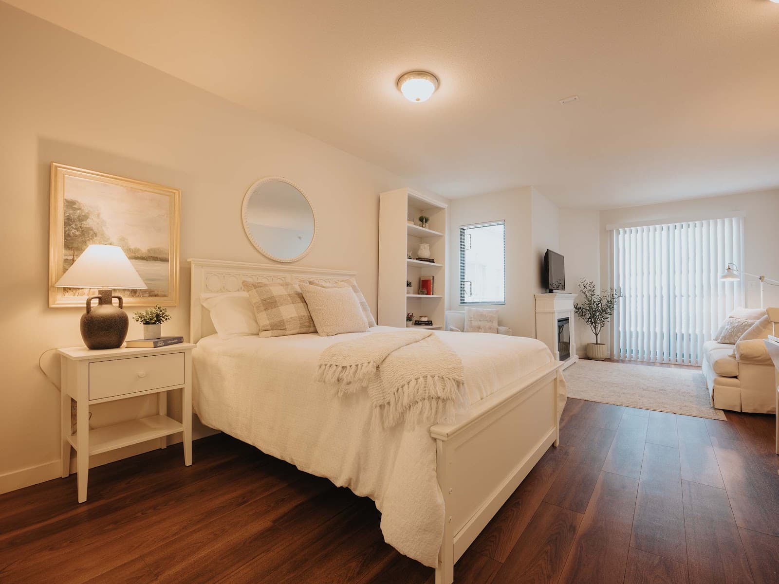 White Rock Seniors Village photo 1