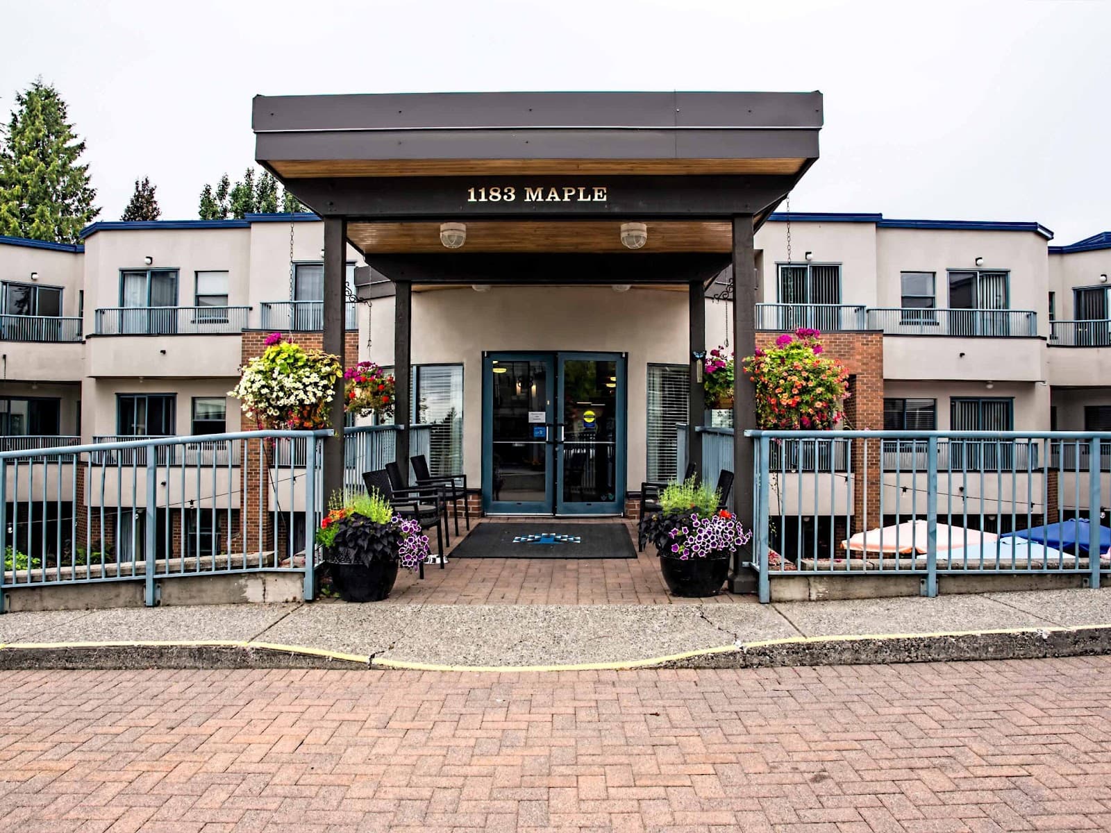 White Rock Seniors Village photo 3