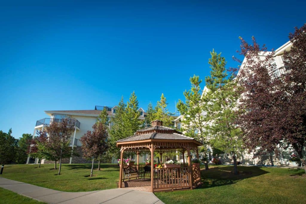 Whitehorn Village photo 3