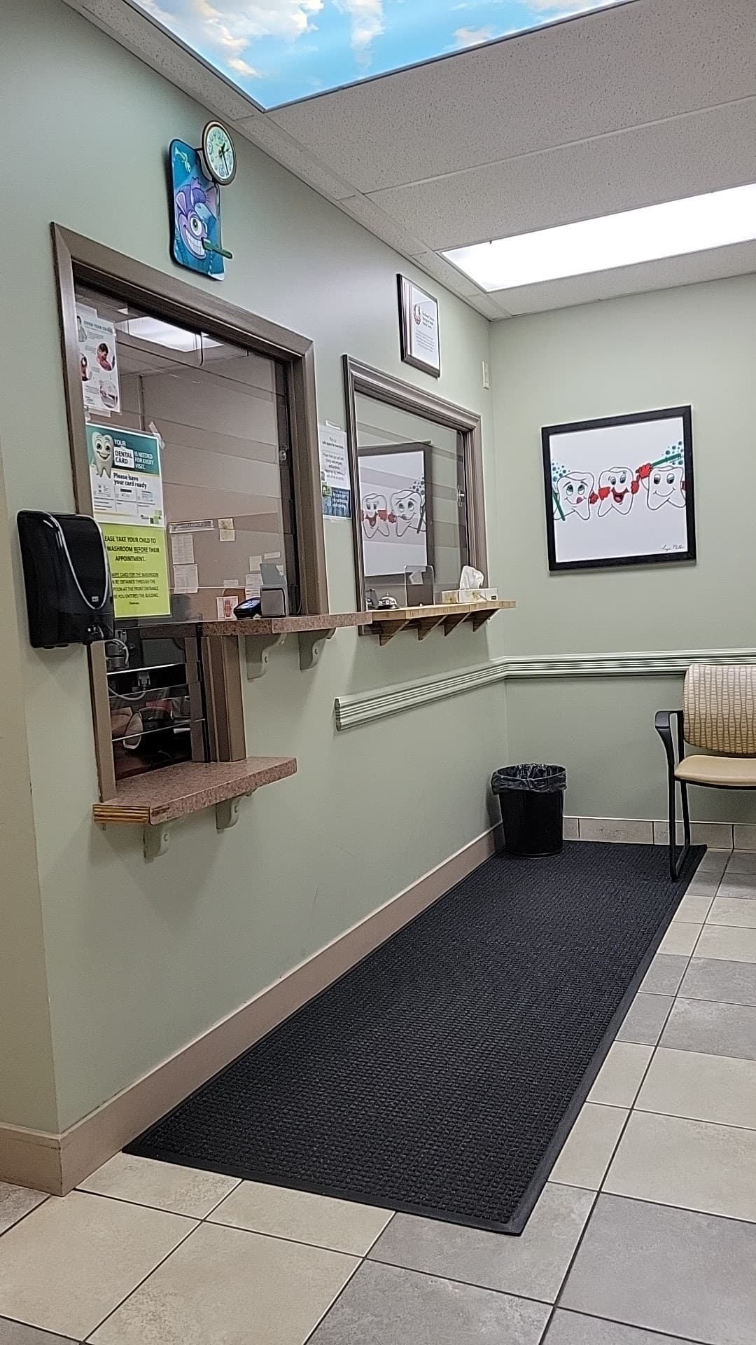 Windsor-Essex County Health Unit photo 1 of 4