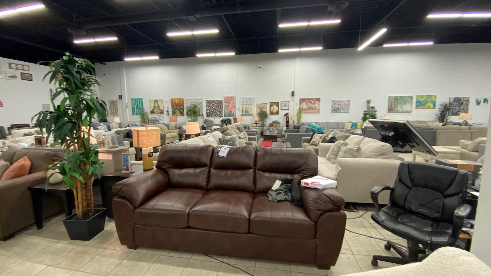 XLNC Furniture and Mattress photo 4