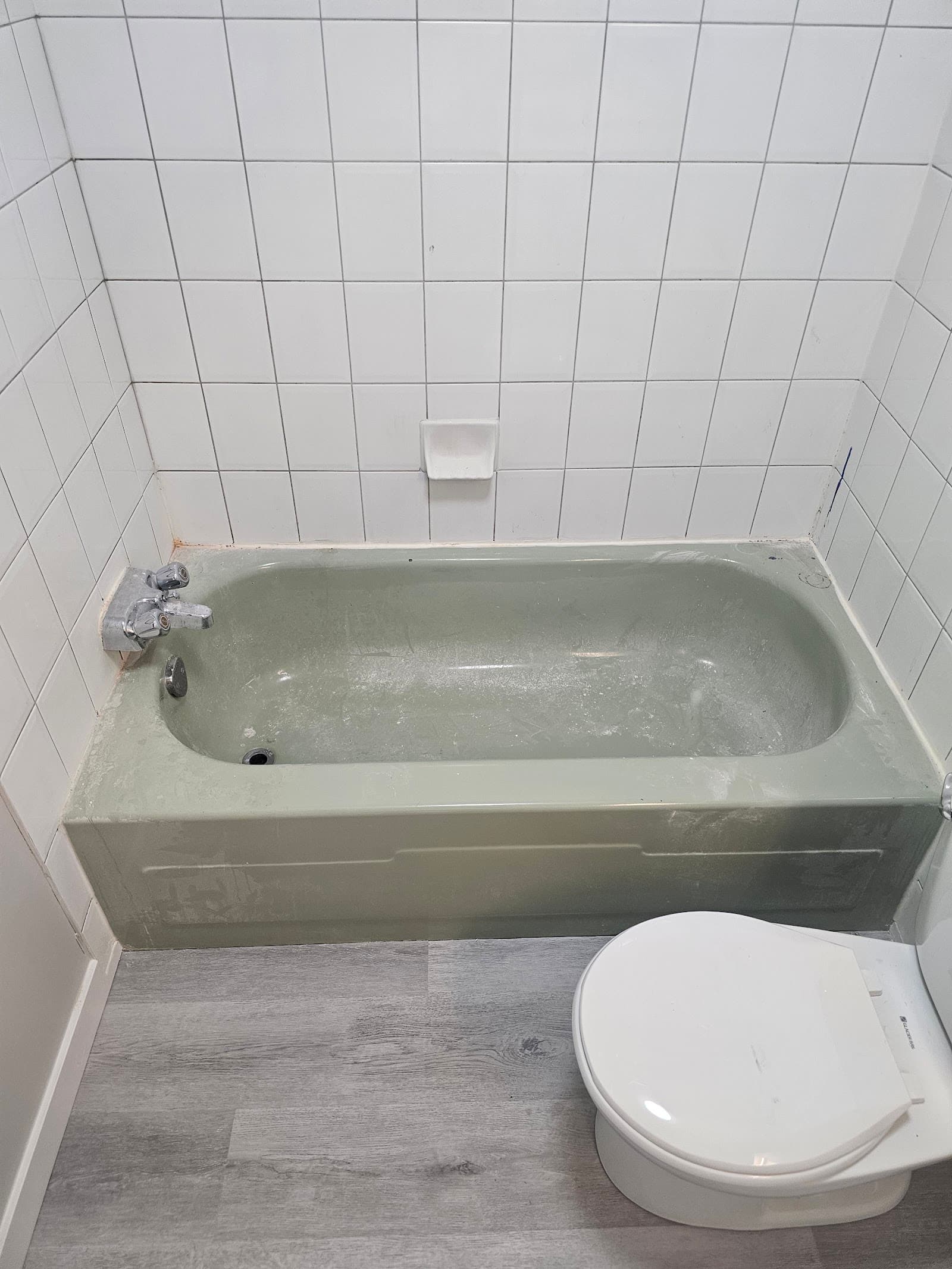 Xpert Bathtub Refinishing & Repair photo 4