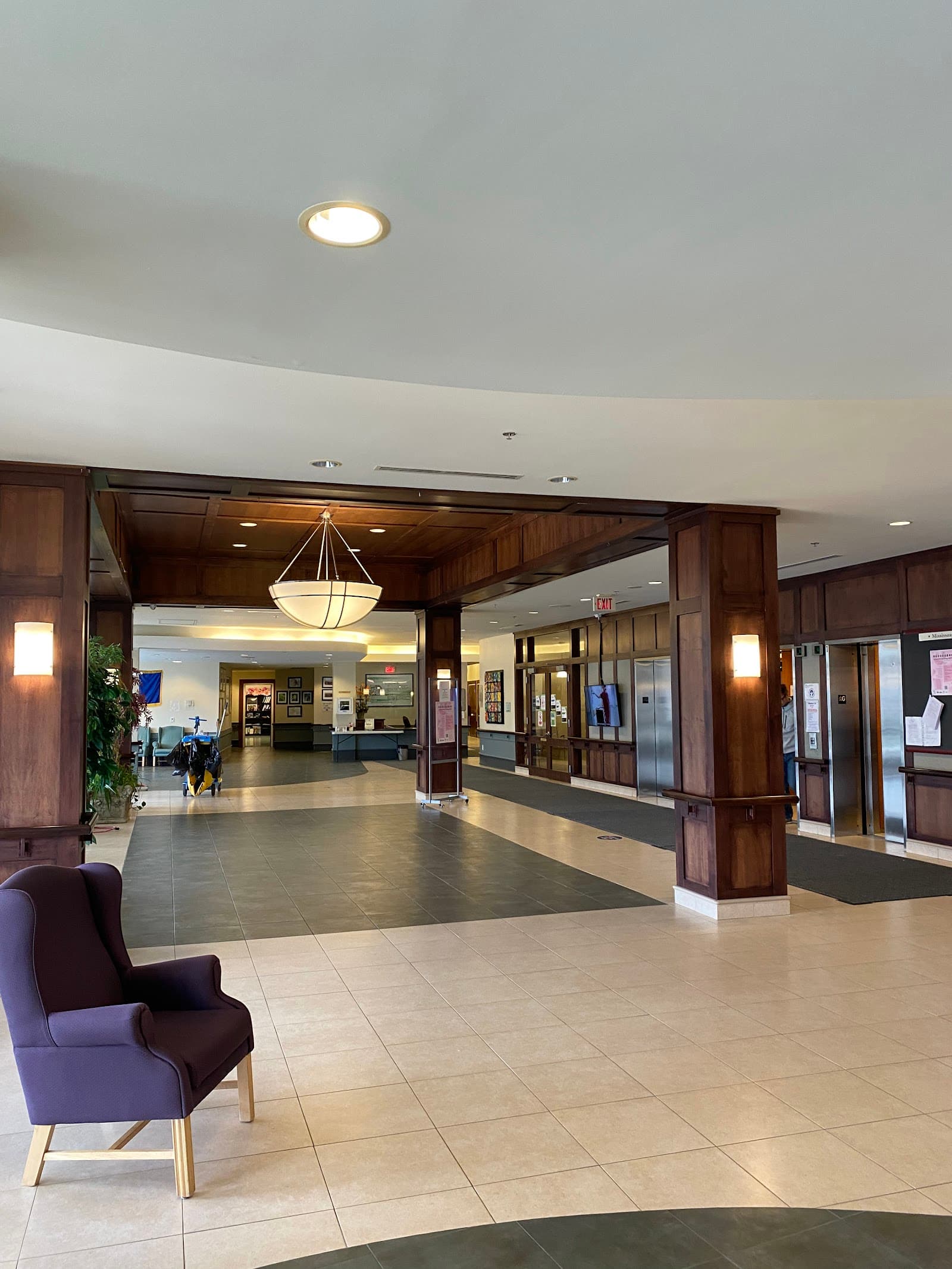 Yee Hong Centre For Geriatric Care 頤康中心 (Mississauga) photo 1 of 4