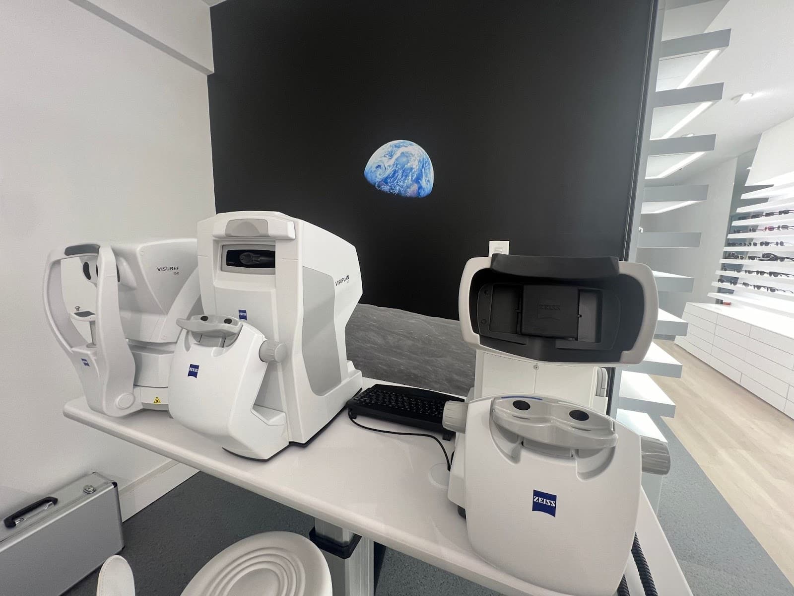 ZEISS VISION CENTRE Plateau Mont-Royal photo 1