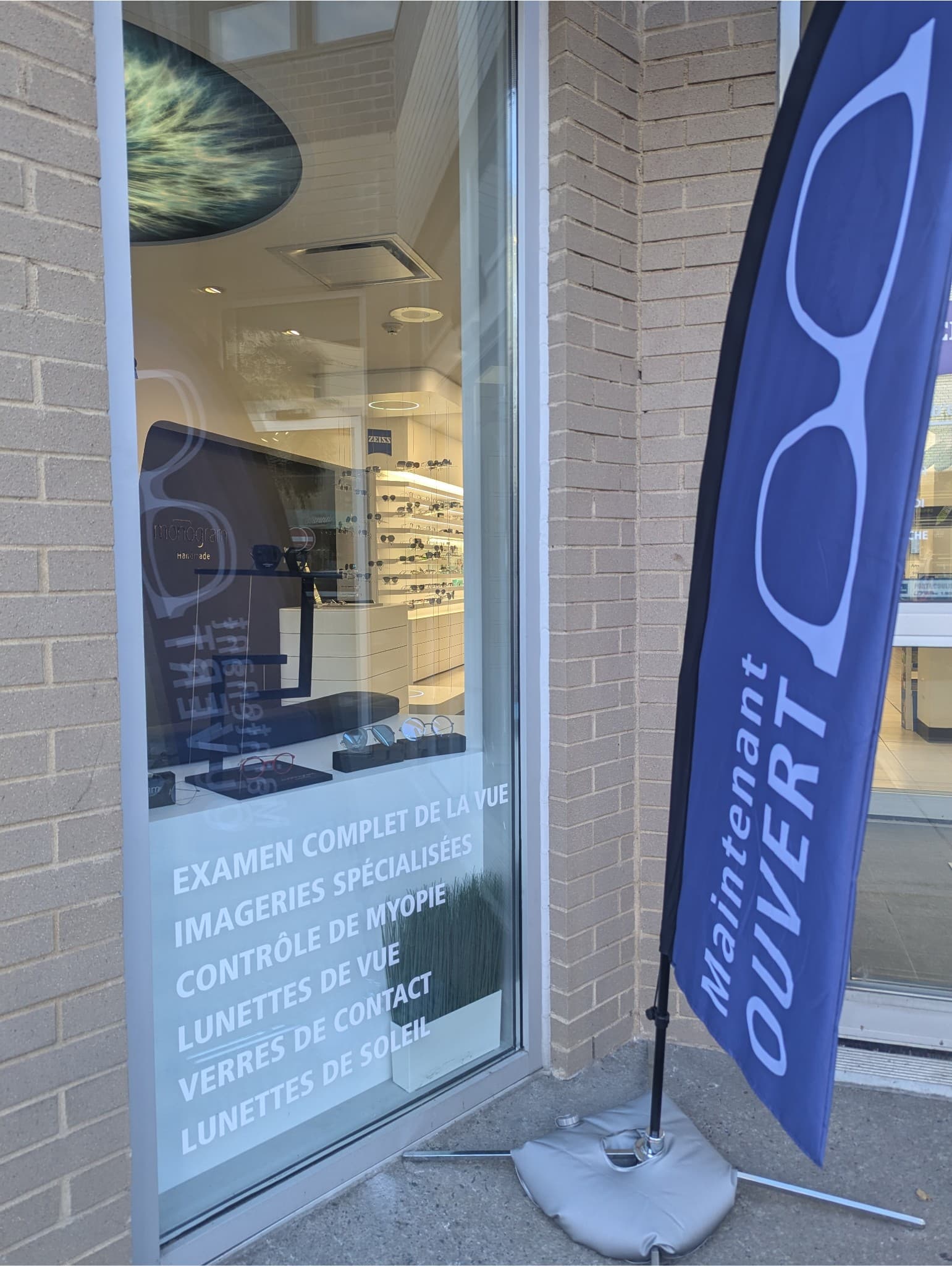 ZEISS VISION CENTRE Plateau Mont-Royal photo 5