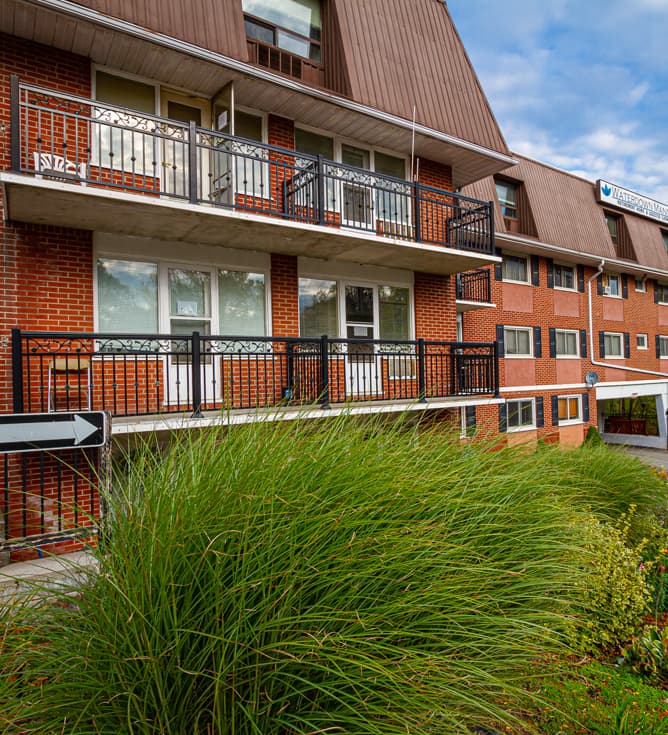 Waterdown Manor, retirement home in Hamilton